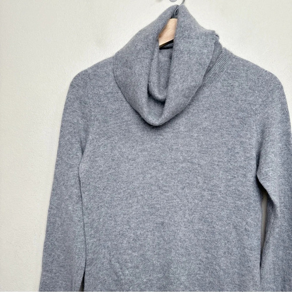 Michael Michael Kors Womens Small Turtle Neck Cashmere Grey Sweater - Picture 8 of 15